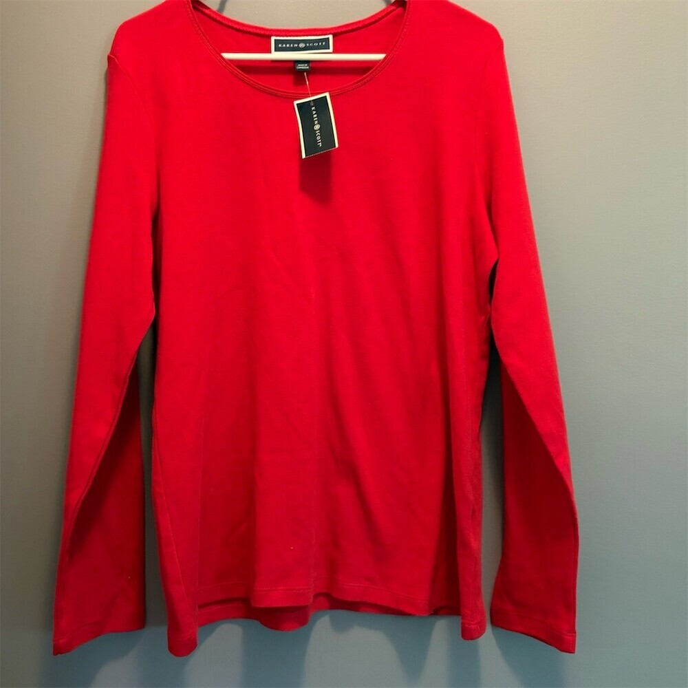 3/$15 Karen Scott Essentials Womens T-Shirt Size M Red Amore Long Sleeve Crew